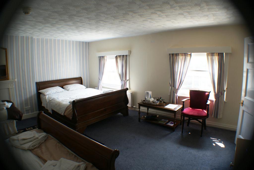 The Bank House Hotel Uttoxeter Eksteriør billede
