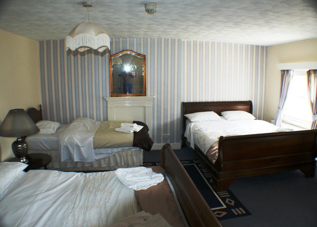 The Bank House Hotel Uttoxeter Eksteriør billede